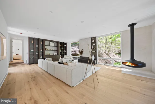 $4,295,000 | 4656 Broad Branch Road Northwest, Washington, DC 20008