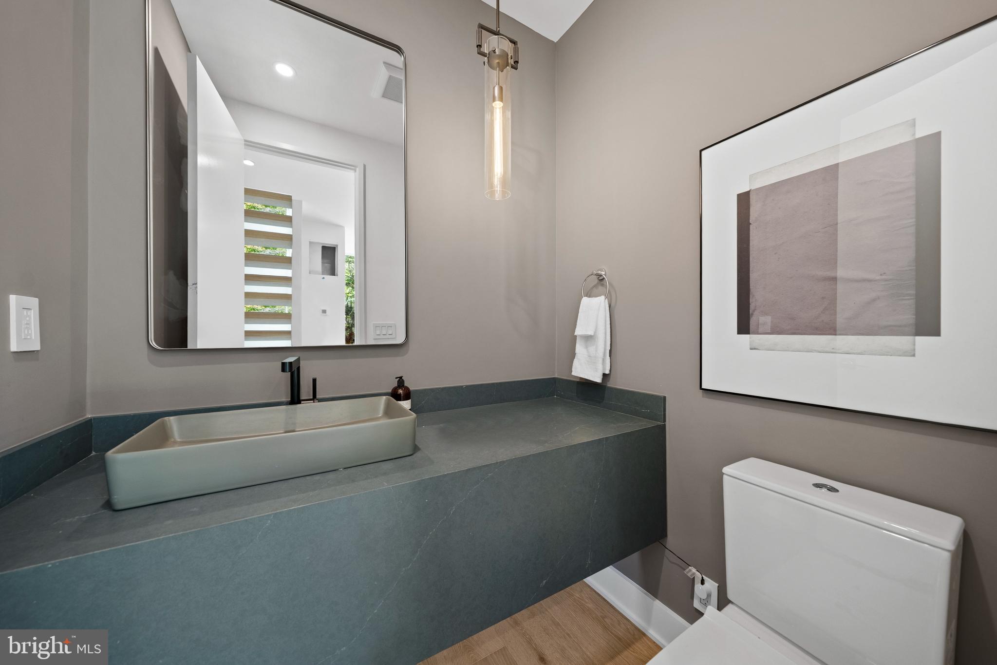 4656 Broad Branch Road Northwest Washington, DC 20008 - Photo 16 of 29 Powder Room