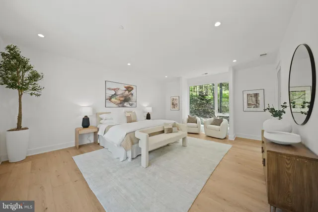 $4,295,000 | 4656 Broad Branch Road Northwest, Washington, DC 20008