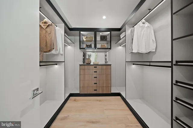 $4,295,000 | 4656 Broad Branch Road Northwest, Washington, DC 20008