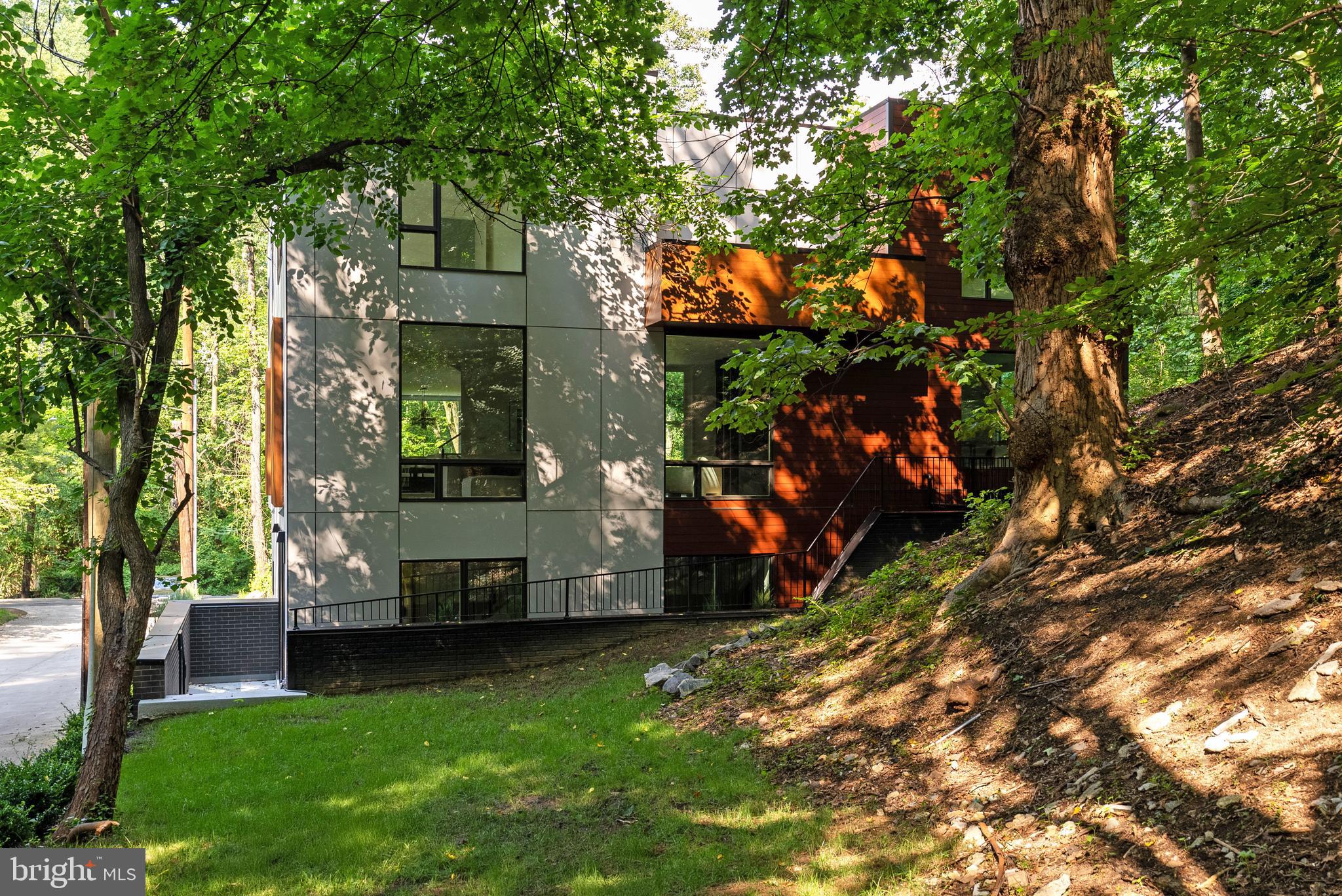 4656 Broad Branch Road Northwest Washington, DC 20008 - Photo 27 of 29 Rear Facade