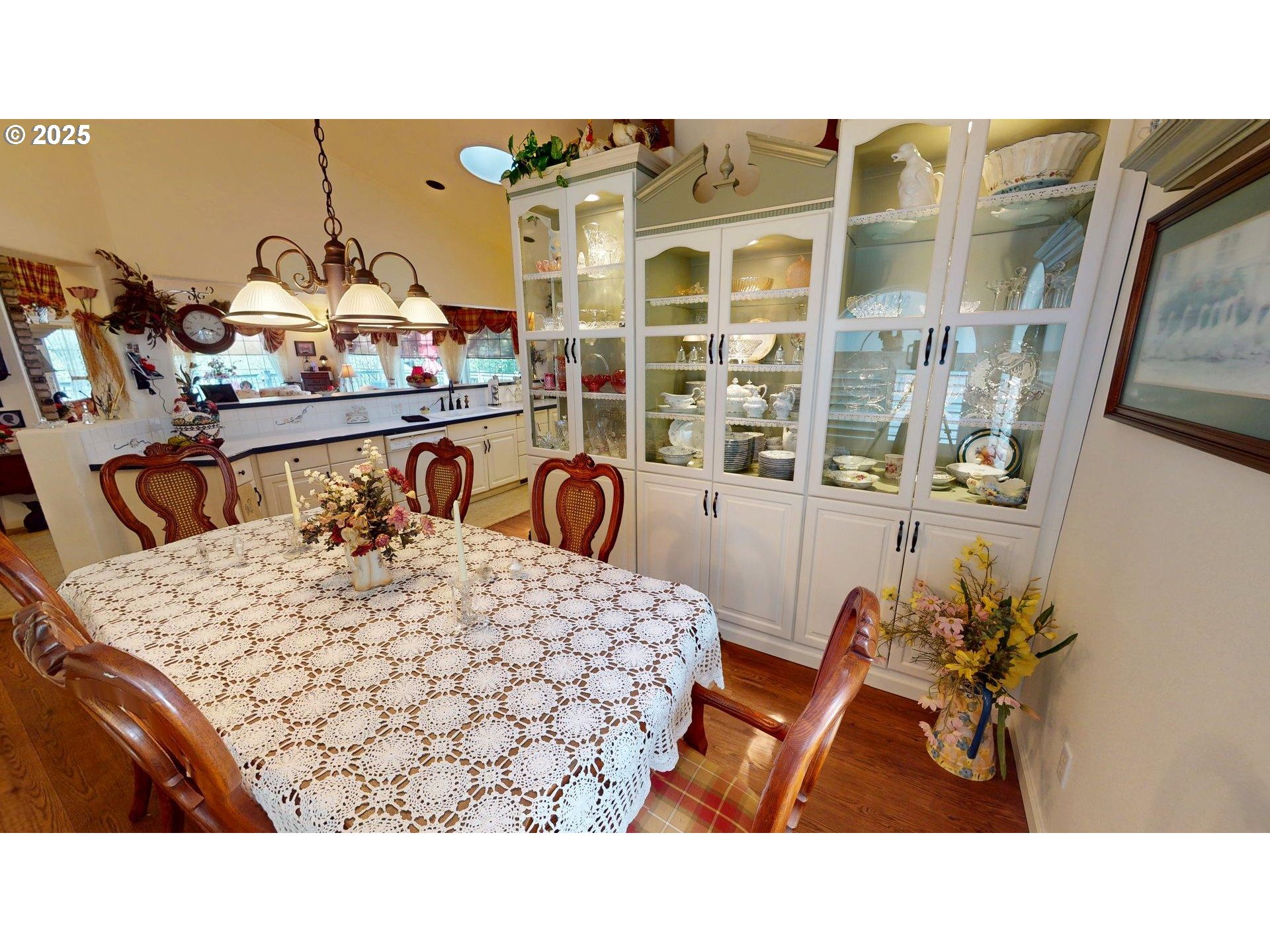 30770 Jacks Landing Gold Beach, OR 97444 - Photo 13 of 48 Dining Room