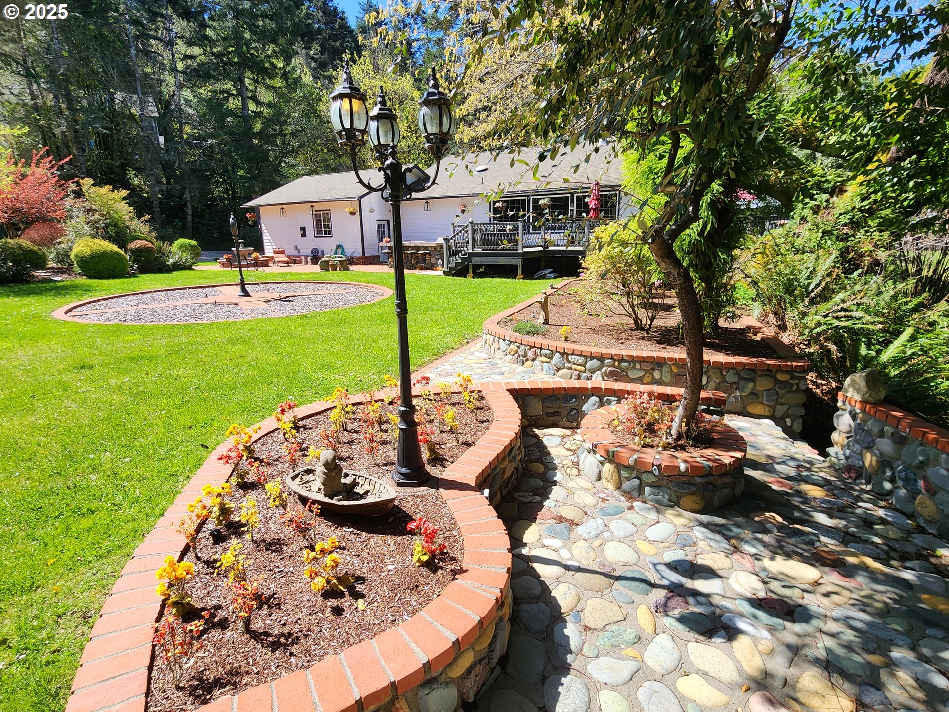 30770 Jacks Landing Gold Beach, OR 97444 - Photo 43 of 48 Yard