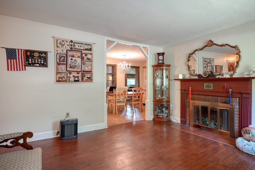 355 Maynard Road Sudbury, MA 01776 - Photo 3 of 30 Gallery Image 3