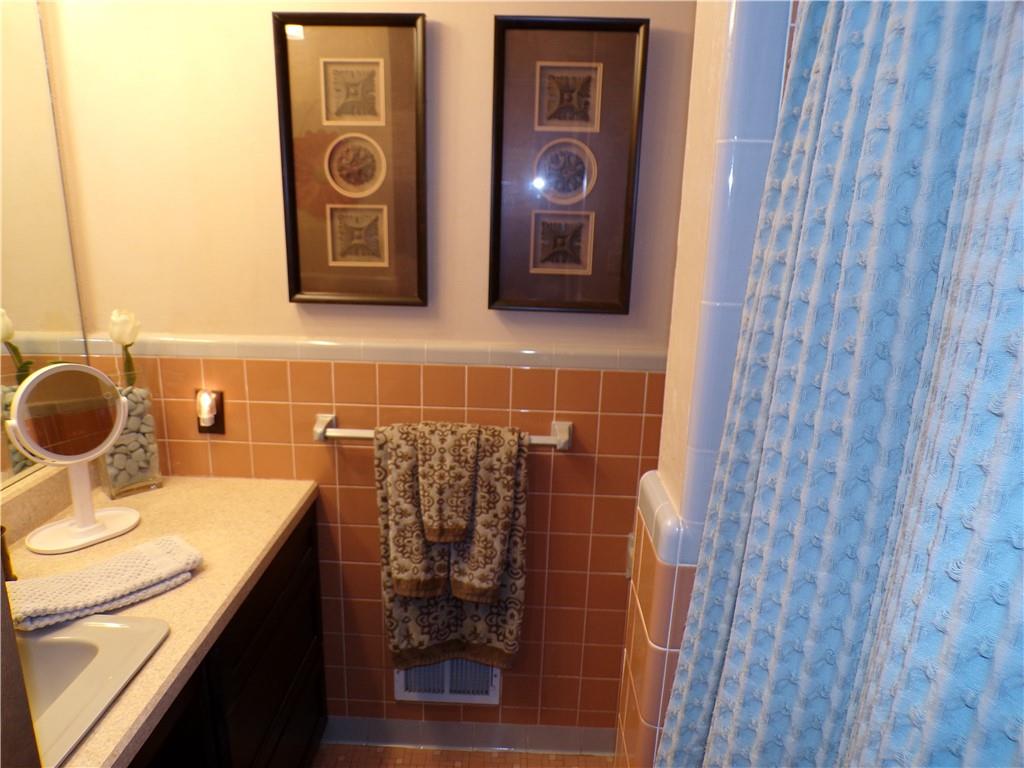1235 Old Concord Road Monroeville, PA 15146 - Photo 12 of 22 Gallery Image 12
