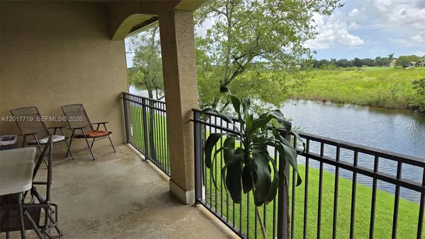 $3,200 | 230 Southwest 117th Terrace, Unit 202, Pembroke Pines, FL 33025