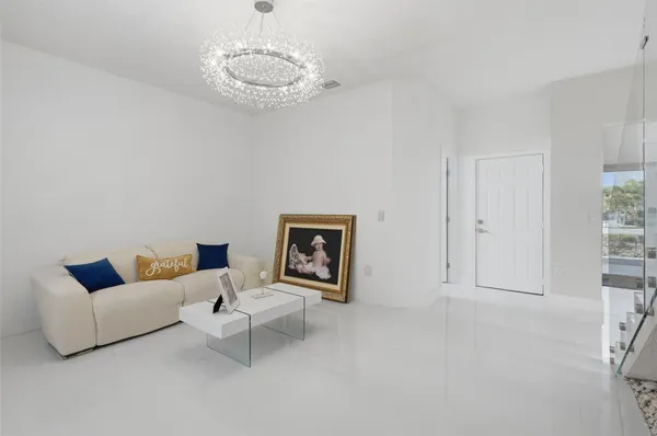 $980,000 | 4429 Southwest 165th Court, Miami, FL 33185