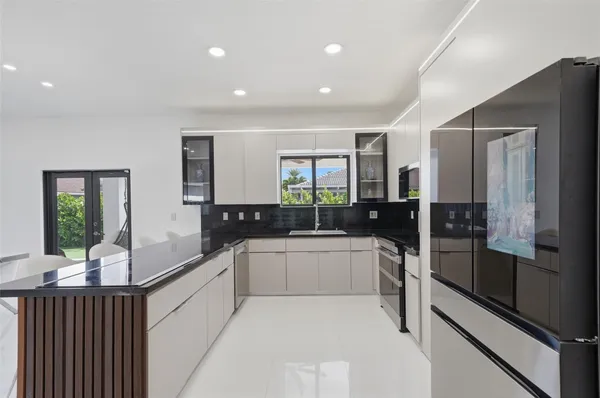 $980,000 | 4429 Southwest 165th Court, Miami, FL 33185