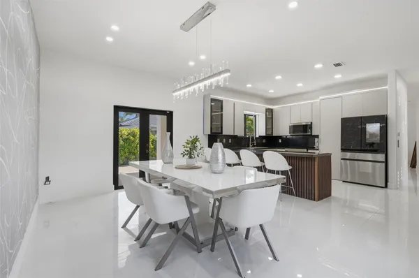 $980,000 | 4429 Southwest 165th Court, Miami, FL 33185