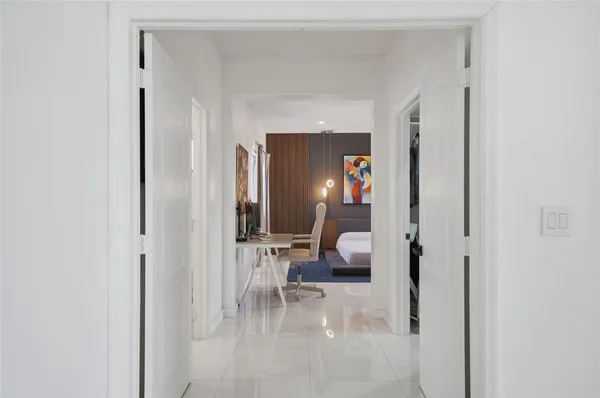 $980,000 | 4429 Southwest 165th Court, Miami, FL 33185