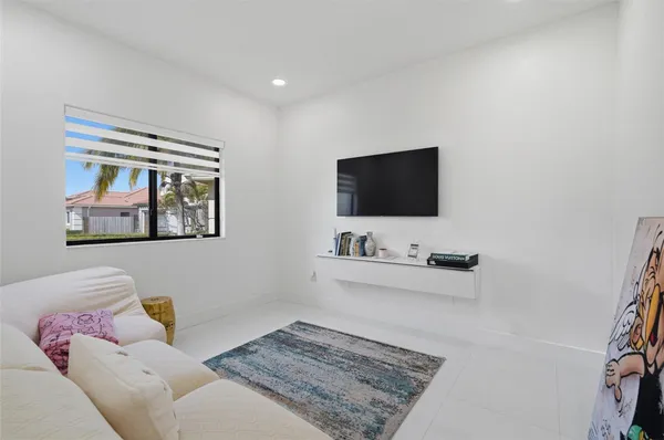 $980,000 | 4429 Southwest 165th Court, Miami, FL 33185