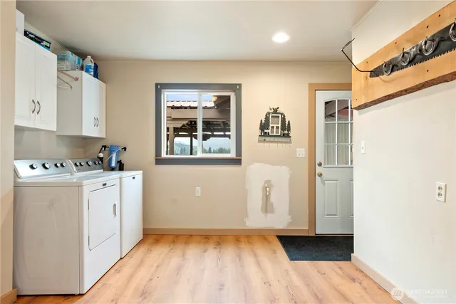 $529,000 | 245 Twisp Carlton Road, Carlton, WA 98814