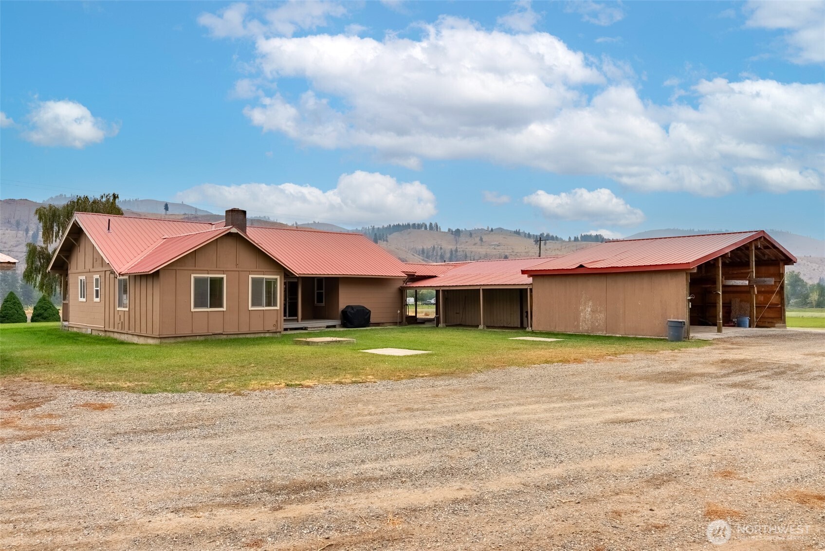 245 Twisp Carlton Road Carlton, WA 98814 - Photo 23 of 38
