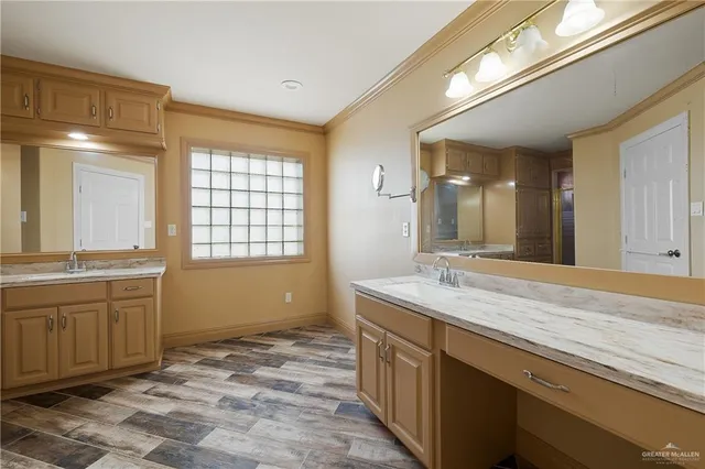 $469,000 | 340 West Estero Drive, Weslaco, TX 78596