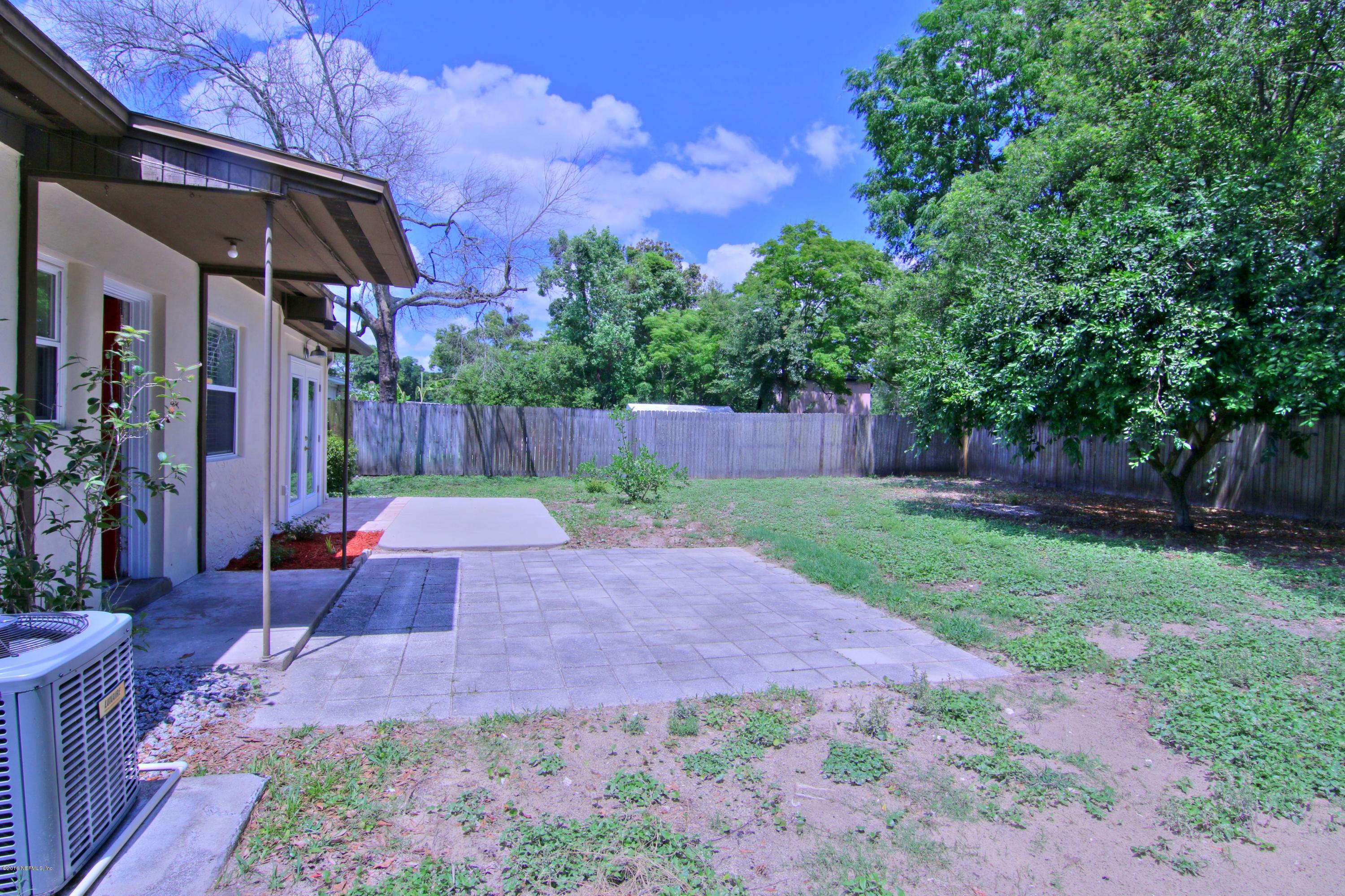 307 Brunswick Road Jacksonville, FL 32216 - Photo 11 of 11 large rear fenced yard