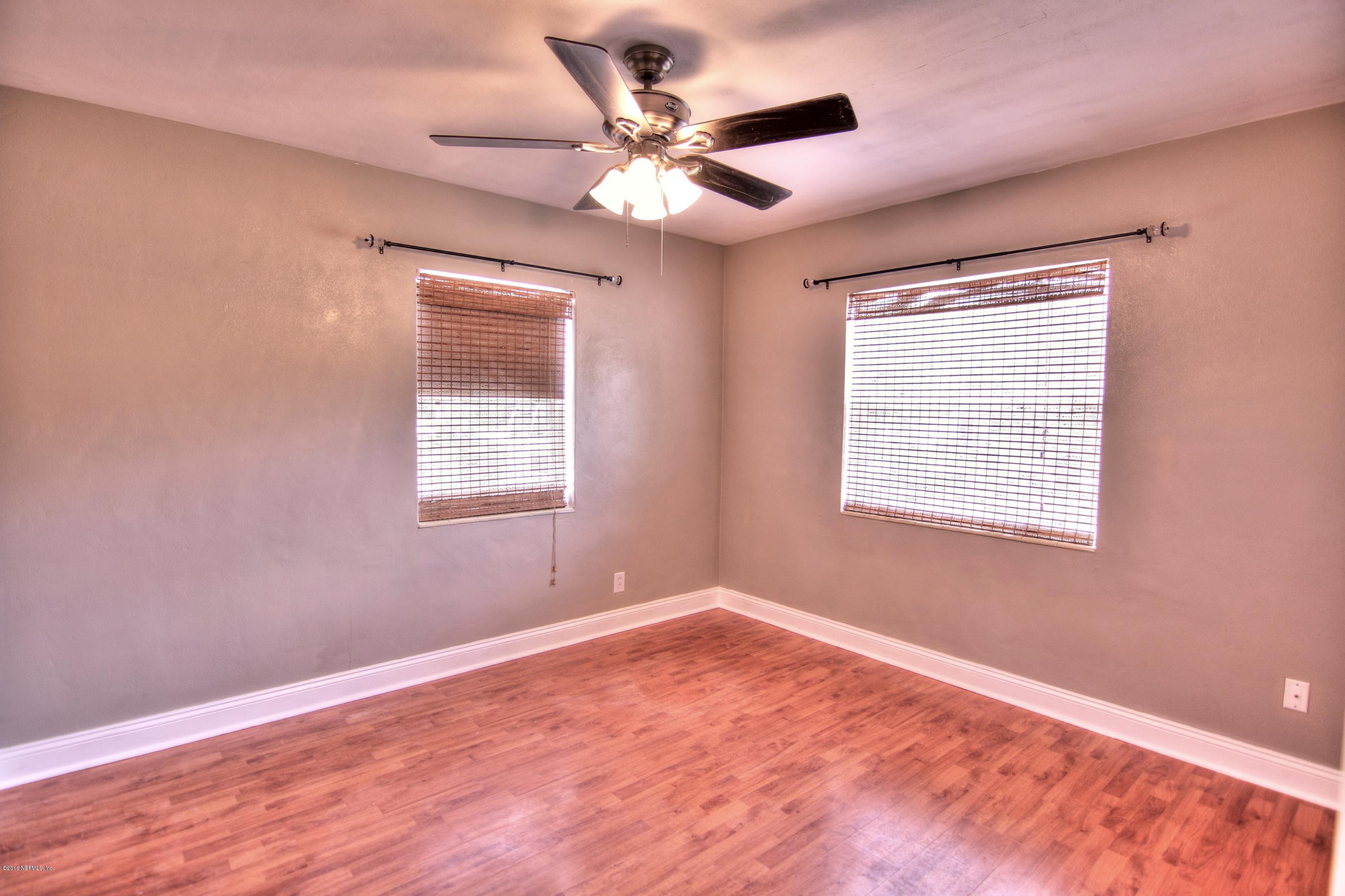 307 Brunswick Road Jacksonville, FL 32216 - Photo 8 of 11 Spare Bedroom 1