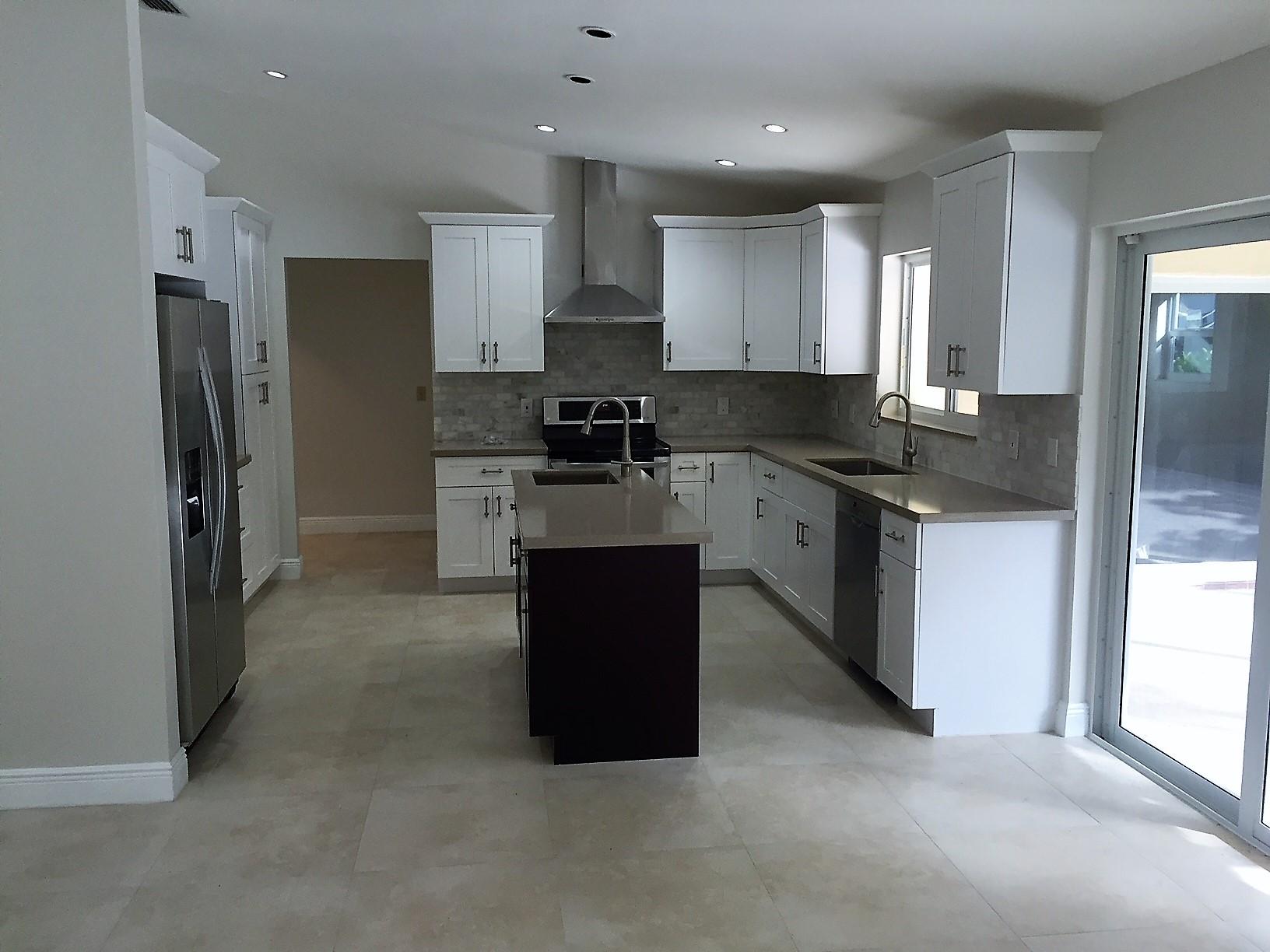 7508 Chester Terrace Boca Raton, FL 33433 - Photo 4 of 15 kitchen