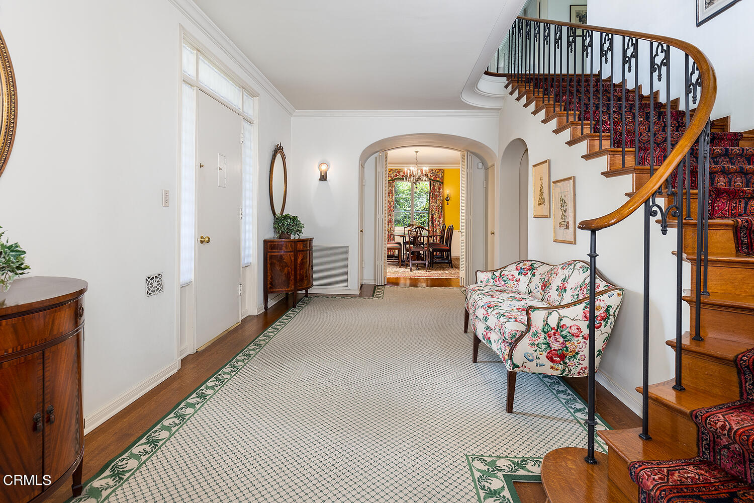 658 Chaucer Road San Marino, CA 91108 - Photo 14 of 39 a view of an entryway with wooden floor