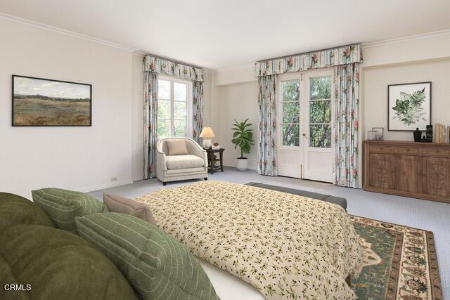 658 Chaucer Road San Marino, CA 91108 - Photo 26 of 39 a bedroom with a bed and glass window