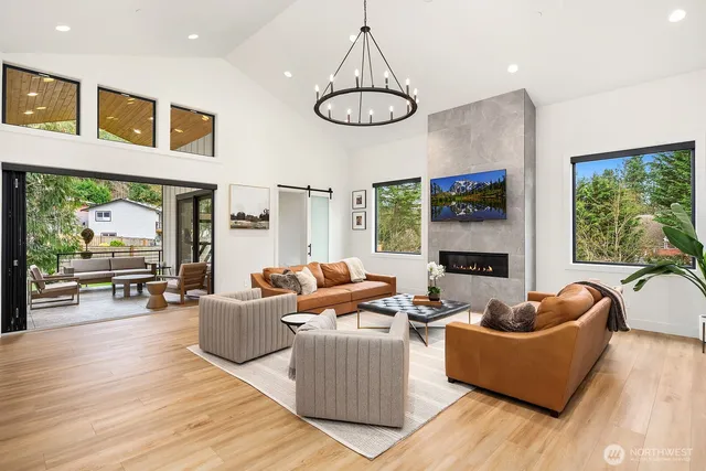 $2,995,000 | 16902 141st Place Northeast, Woodinville, WA 98072