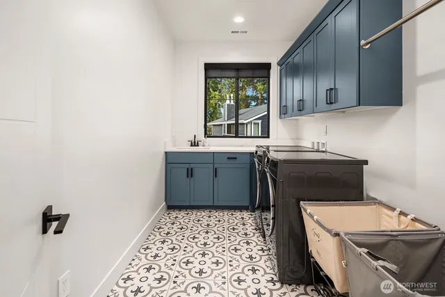 $2,995,000 | 16902 141st Place Northeast, Woodinville, WA 98072