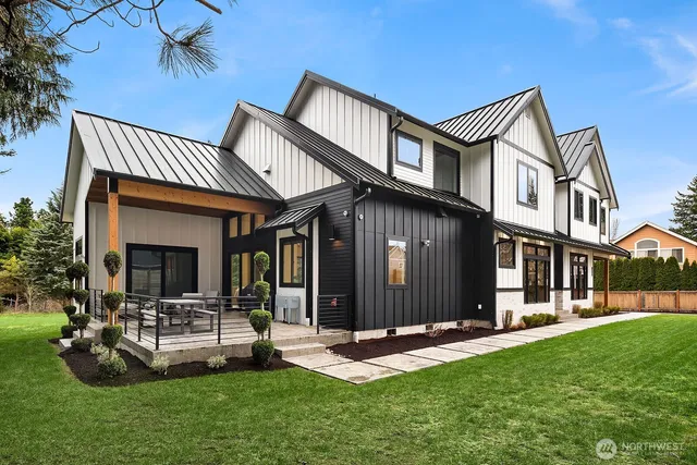 $2,995,000 | 16902 141st Place Northeast, Woodinville, WA 98072