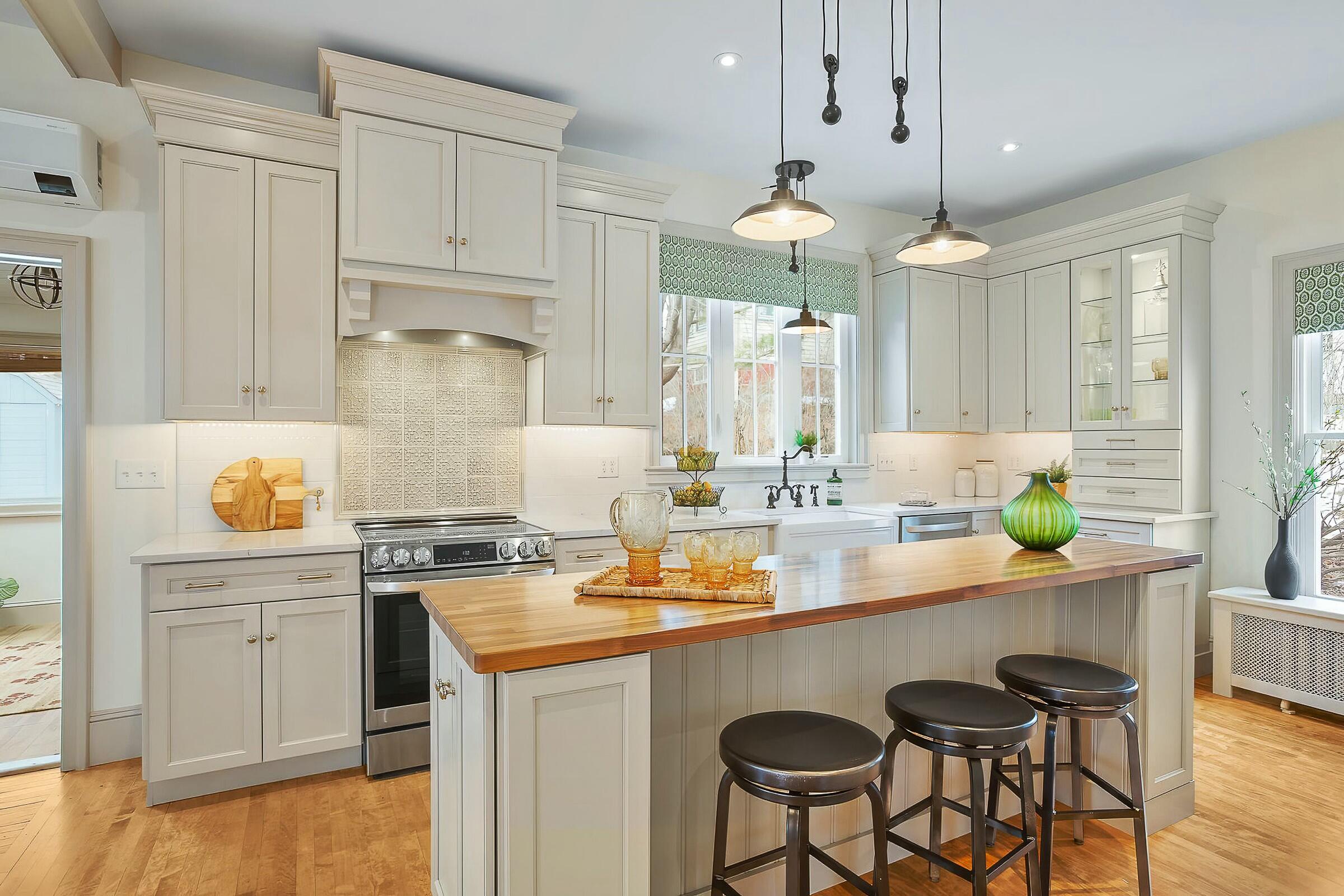 9 Haven Road South Portland, ME 04106 - Photo 13 of 47 Kitchen