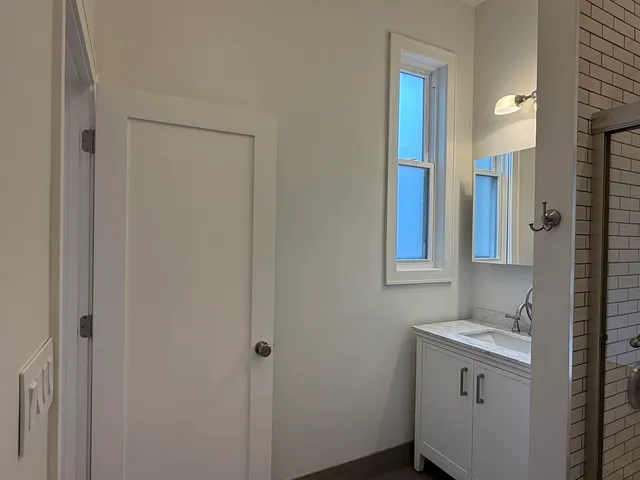 $1,600,000 | 965 West 18th Street, Chicago, IL 60608