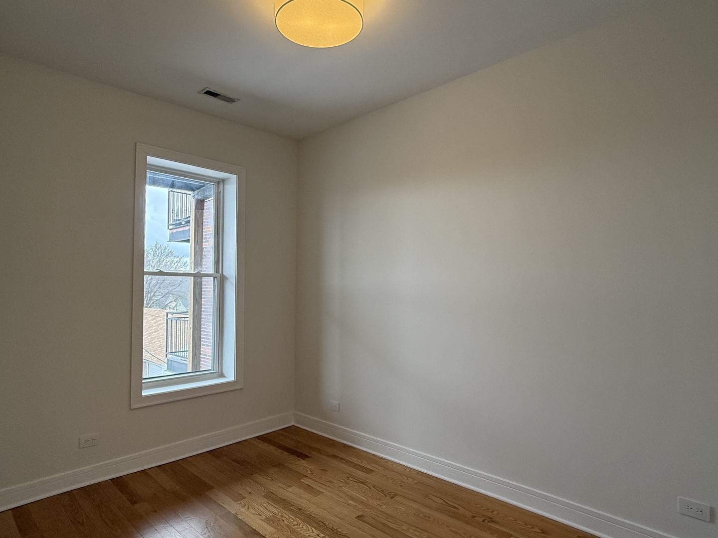 965 West 18th Street Chicago, IL 60608 - Photo 26 of 38