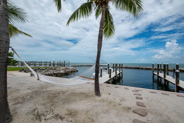 $6,950,000 | 57121 Morton Street, Marathon, FL 33050