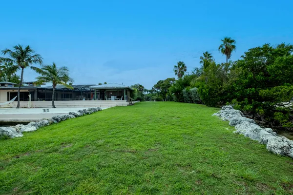$6,950,000 | 57121 Morton Street, Marathon, FL 33050