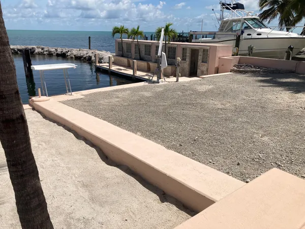 $6,950,000 | 57121 Morton Street, Marathon, FL 33050