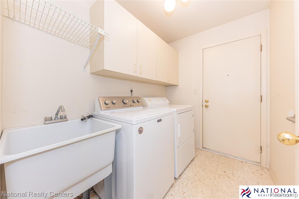 29705 Pine Ridge Circle, Unit 35 Farmington Hills, MI 48331 - Photo 24 of 29
