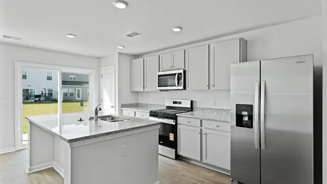 $320,210 | 620 Pleasant Grv Way, Summerville, SC 29486