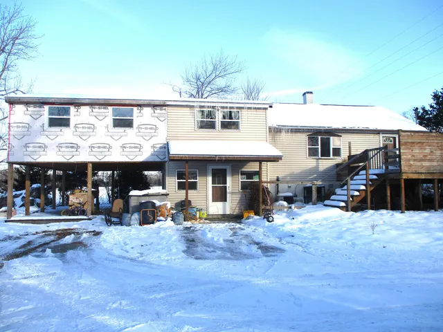 $229,900 | 1158 South State Road, Hebron, IN 46341