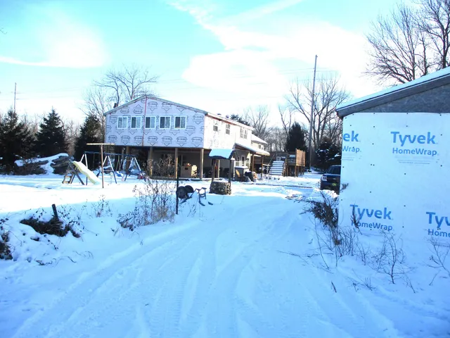 $229,900 | 1158 South State Road, Hebron, IN 46341