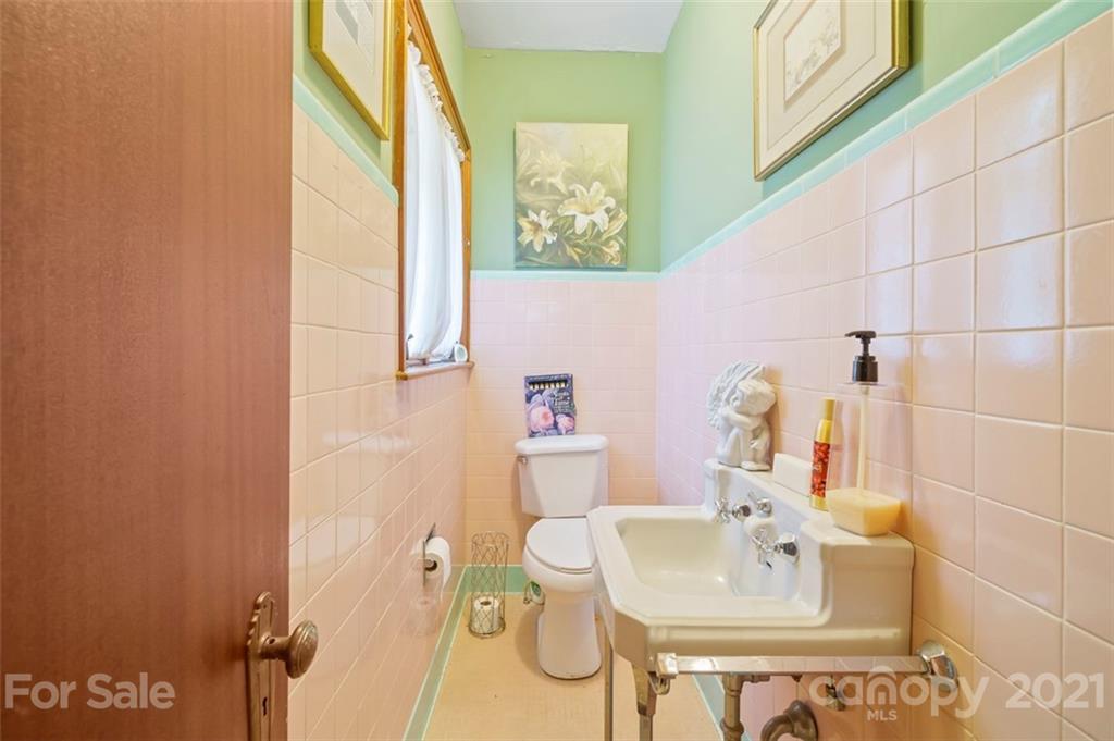 410 Island Ford Road Maiden, NC 28650 - Photo 18 of 25 Gallery Image 18
