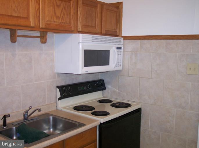 2920 Edgewood Road Bryans Road, MD 20616 - Photo 11 of 18 Kitchen