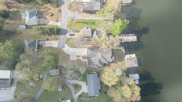 $799,900 | 331 Carson Road, Muscle Shoals, AL 35661