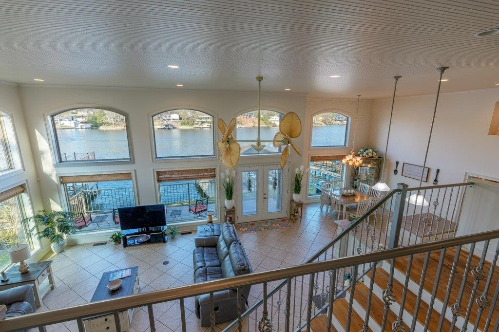 331 Carson Road Muscle Shoals, AL 35661 - Photo 15 of 38 a view of a living room and dining room