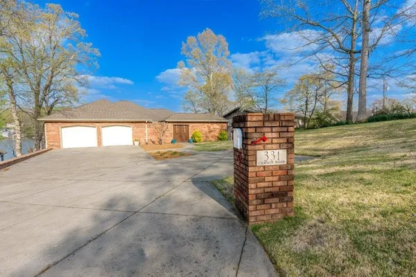$799,900 | 331 Carson Road, Muscle Shoals, AL 35661