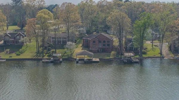 $799,900 | 331 Carson Road, Muscle Shoals, AL 35661