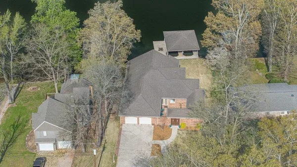 $799,900 | 331 Carson Road, Muscle Shoals, AL 35661