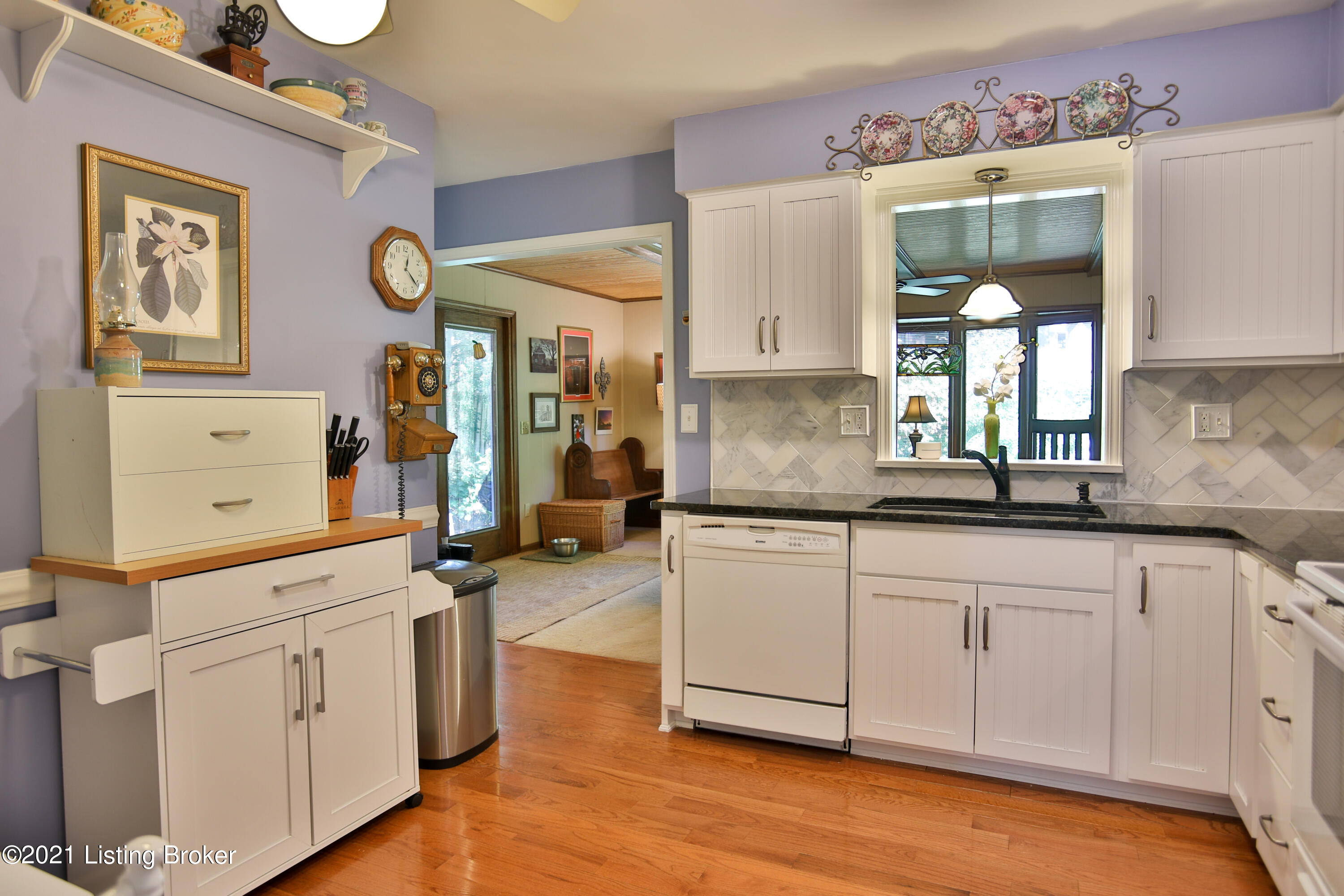 428 Knightsbridge Road Louisville, KY 40206 - Photo 11 of 41 428 Knightsbridge -10