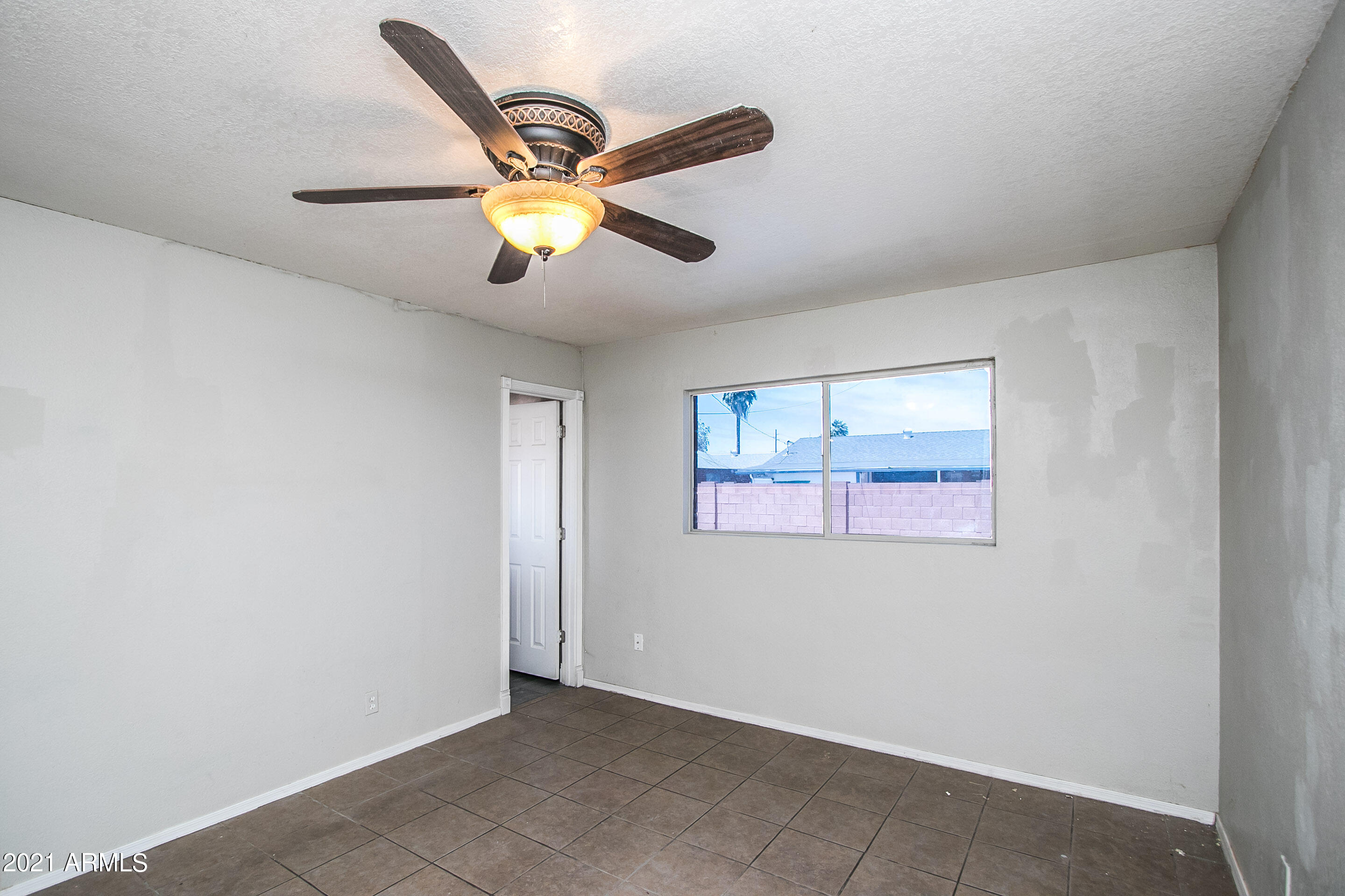 3638 West Lawrence Road Phoenix, AZ 85019 - Photo 23 of 32 Lawrence Rd-23