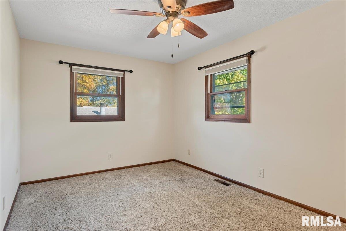 3108 Rutgers Drive Springfield, IL 62704 - Photo 15 of 42
