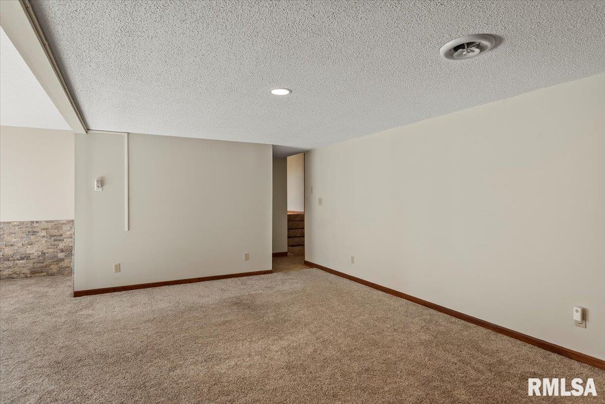 3108 Rutgers Drive Springfield, IL 62704 - Photo 28 of 42