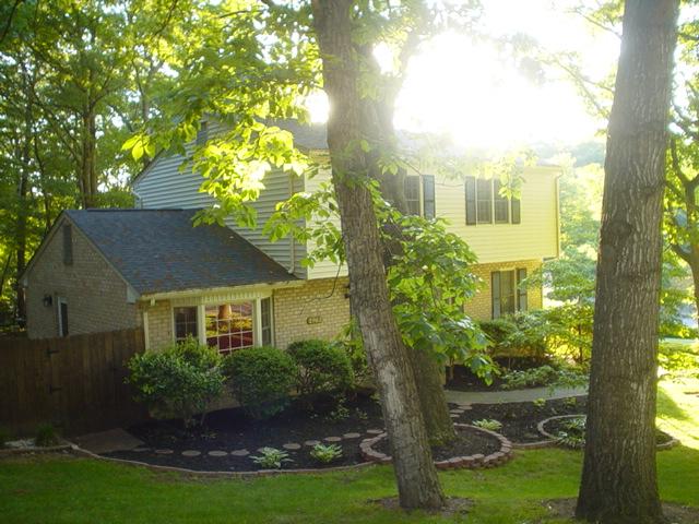 2962 Tree Swallow Road Roanoke, VA 24018 - Photo 2 of 21 a front view of a house with garden