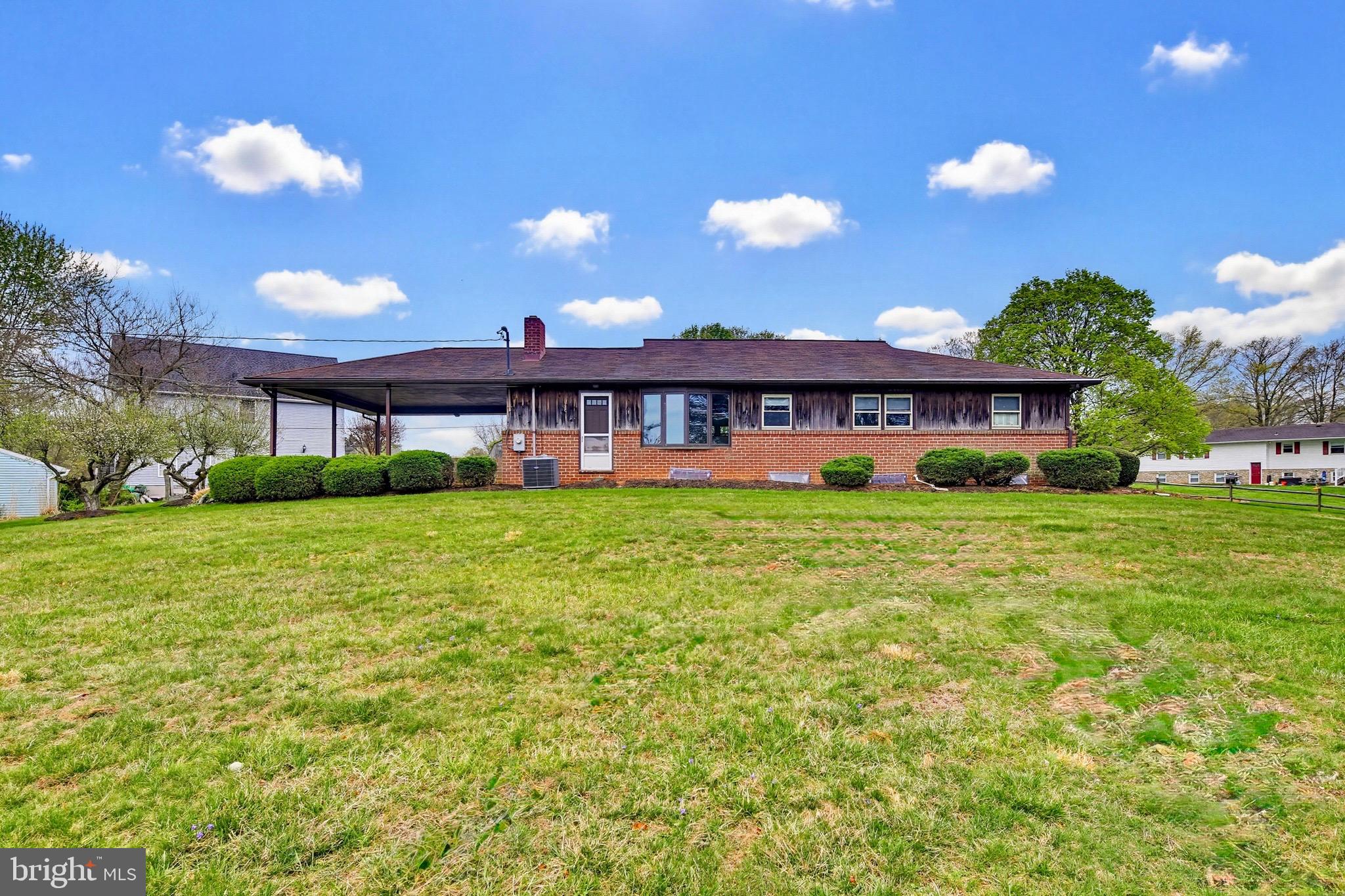 922 Gahle Road Westminster, MD 21157 - Photo 3 of 39