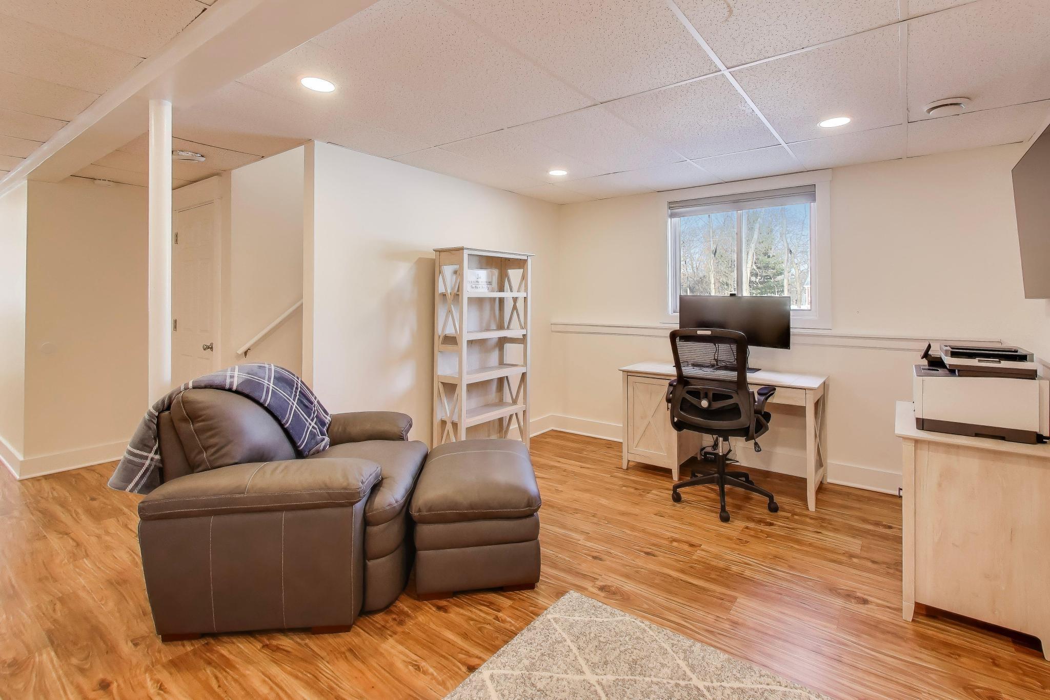 2403 Quiet Lane Delavan, WI 53115 - Photo 17 of 36 Office/Flex Room